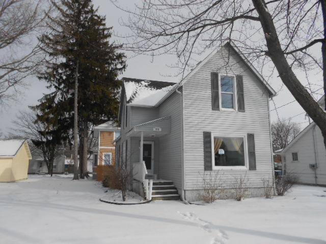 911 Woodward St, La Porte, IN 46350