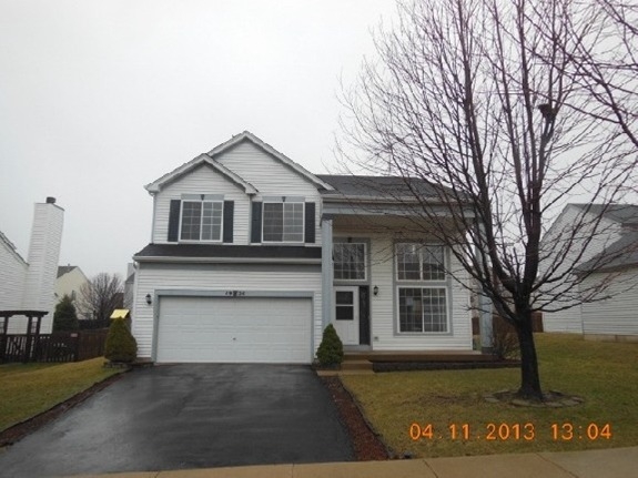 1956 Royal Ln, Aurora, IL 60503