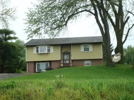 1210 Iron Bridge Rd, Columbia, PA 17512