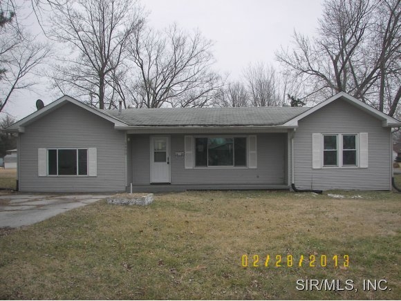 2600 Hemlock Ave, Granite City, IL 62040