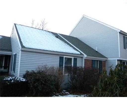 6 Victoria Heights Rd, Hyde Park, MA 02136