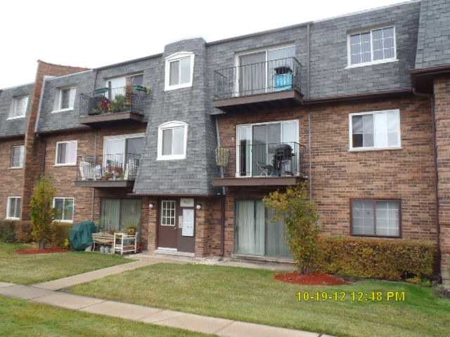 9357 Bay Colony Dr Apt 1s, Des Plaines, IL 60016