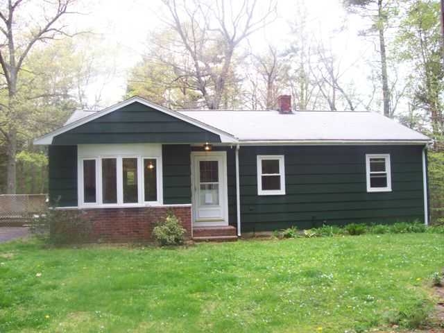 78 Hemlock Ln, Halifax, MA 02338