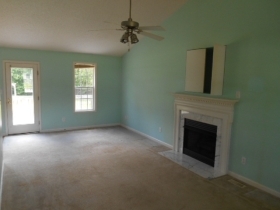 429 Sommerset Dr, Clayton, NC 27520