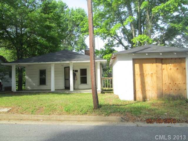 239 Glenn St Nw, Concord, NC 28025