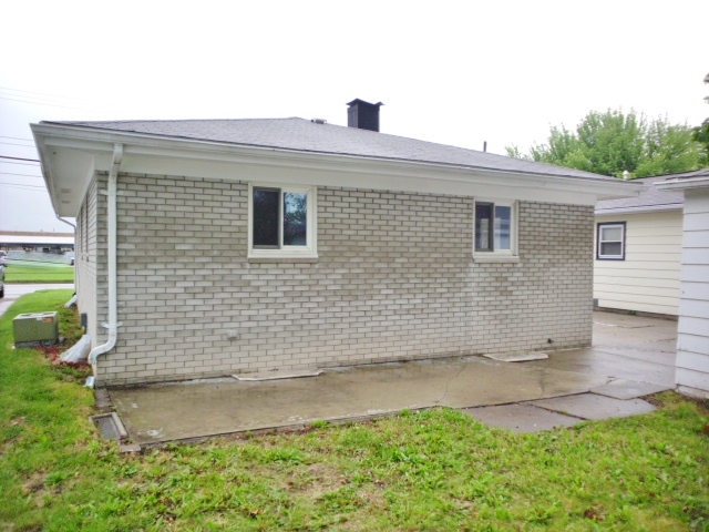 2317 Weiss St, Saginaw, MI 48602
