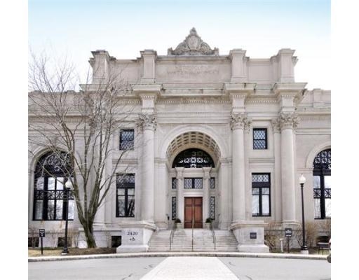 Beacon Street #205, Chestnut Hill, MA 02467