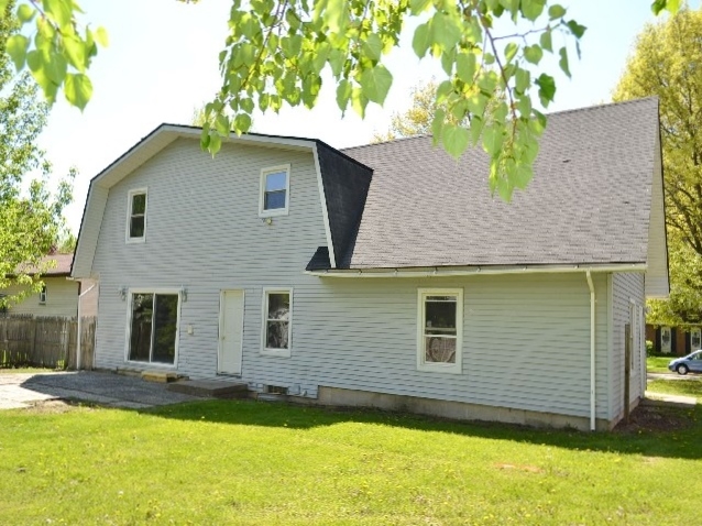 4210 Holyoke Dr SE, Grand Rapids, MI 49508