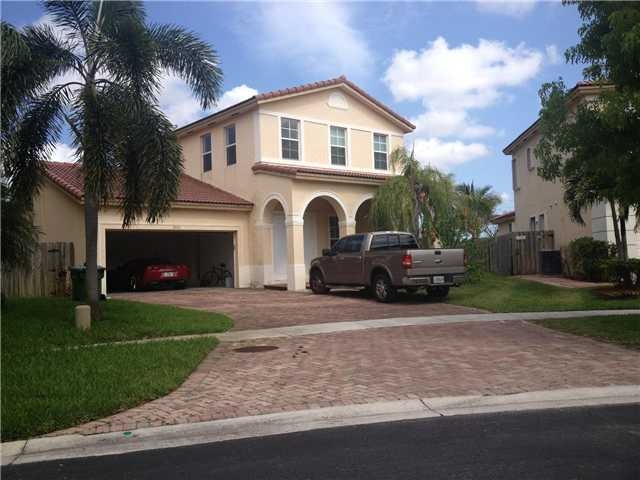 2001 NE 40 RD, Homestead, FL 33033