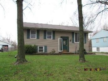 1023 W 39th Place, Hobart, IN 46342