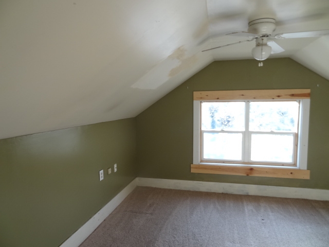 514 4th Ave NW, Faribault, MN 55021