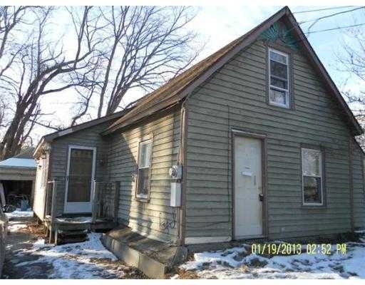 72 Burnett St, Auburn, MA 01501