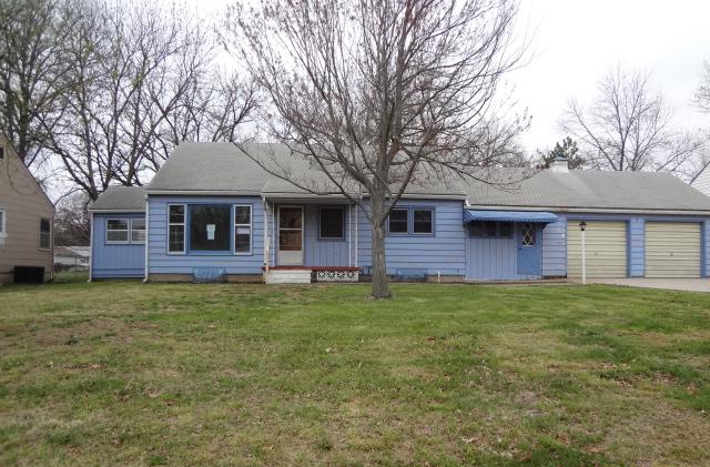 923 Garfield St, Emporia, KS 66801
