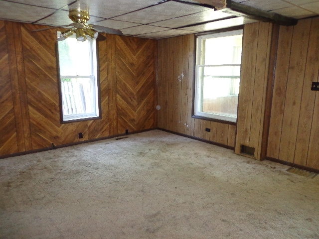 313 N Gorham St, Jackson, MI 49202