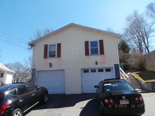 5759 Whipple St, Worcester, MA 01607