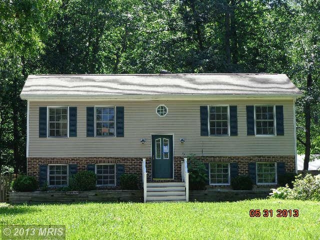 9443 Crystal Falls Dr, Hagerstown, MD 21740