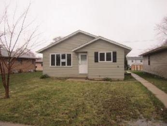 1805 Joanna Ave, Zion, IL 60099