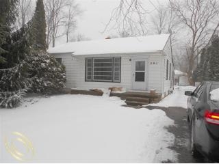 301 Gateway Dr, Waterford, MI 48328