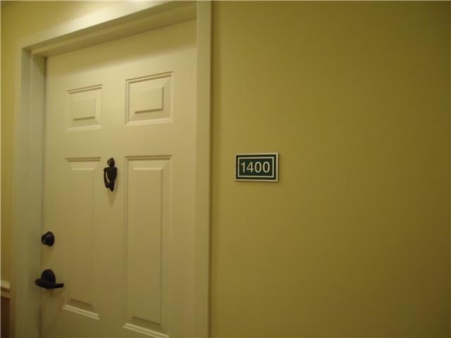 2301 SW 27 AV # 1400, Miami, FL 33145