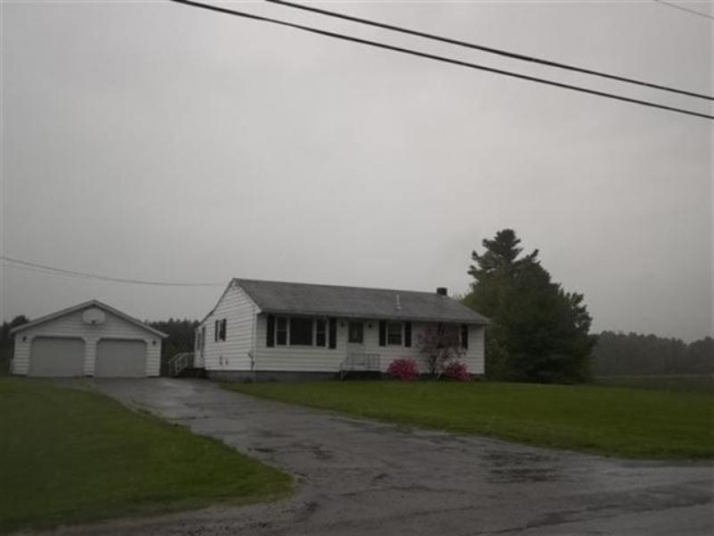 24 Webb Rd, Waterville, ME 04901