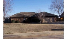 1205 Valley Rd Yukon, OK 73099