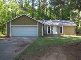 43 Burnham Circle, Jonesboro, GA 30238