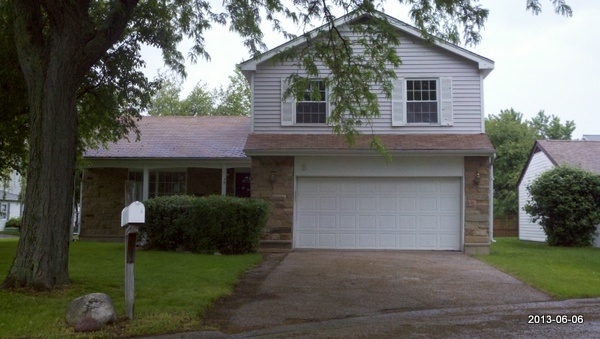 5 Sandalwood Ct, Streamwood, IL 60107