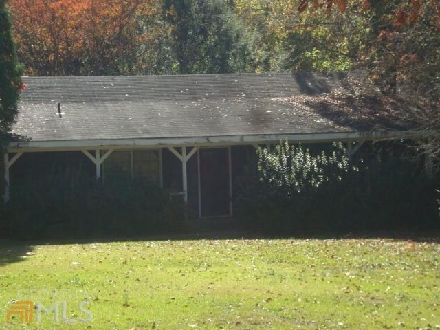 240 Deer Run Rd, Ellenwood, GA 30294