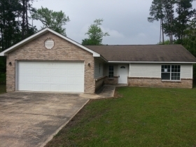 1228 Oak St, Ocean Springs, MS 39564