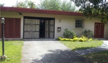 6721 SW 64 CT Miami, FL 33143