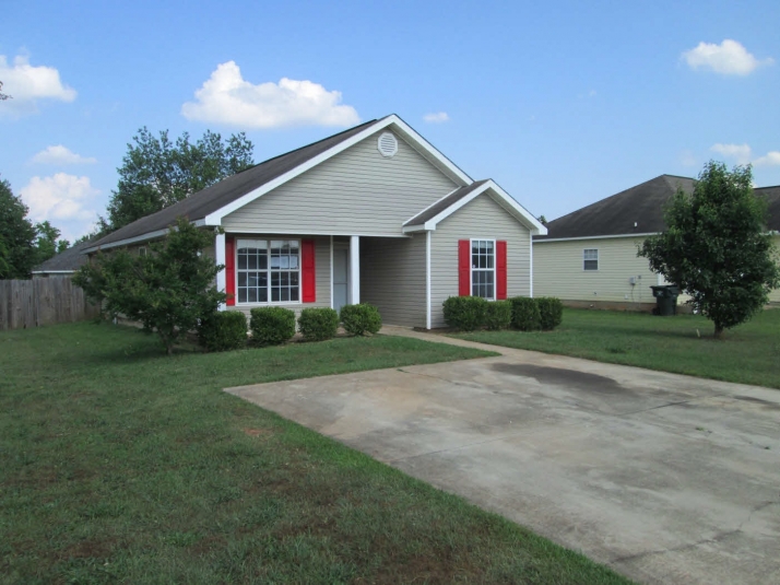 303 Haverhill Cir, Warner Robins, GA 31088