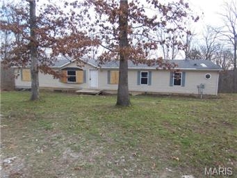 1633 Fox Ct, Festus, MO 63028