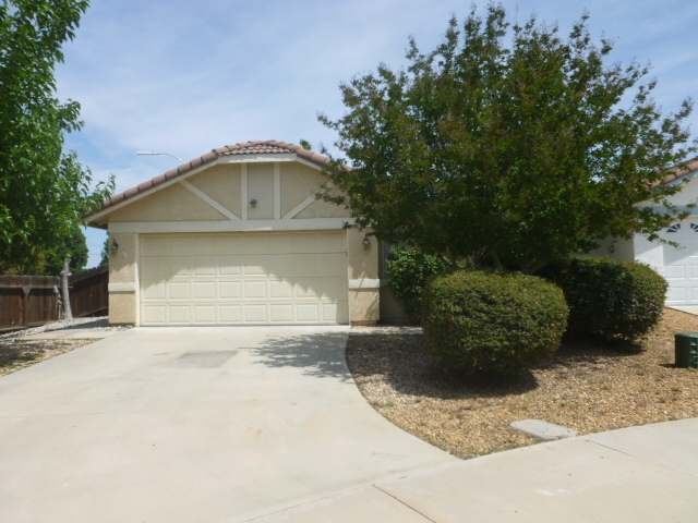 898 Zephyr Circle, Hemet, CA 92543