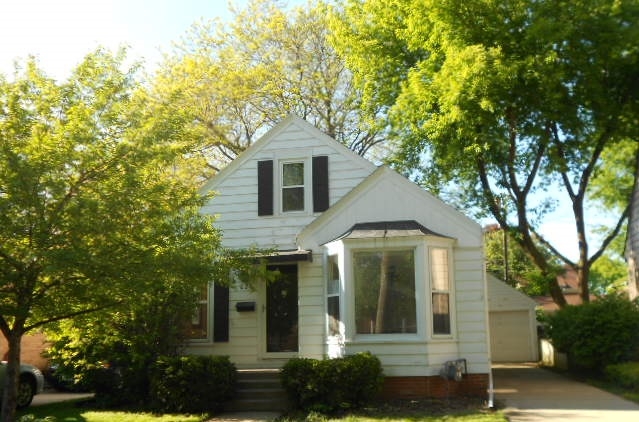 624 Wolff Street, Racine, WI 53402