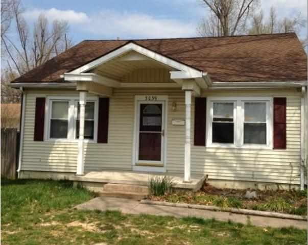 3039 Old Husbands Rd, Paducah, KY 42003