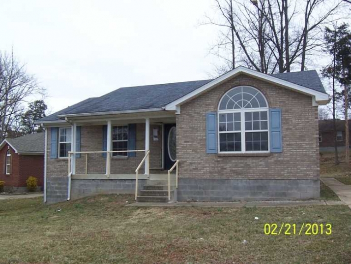 106 Bertram Ct, Bardstown, KY 40004