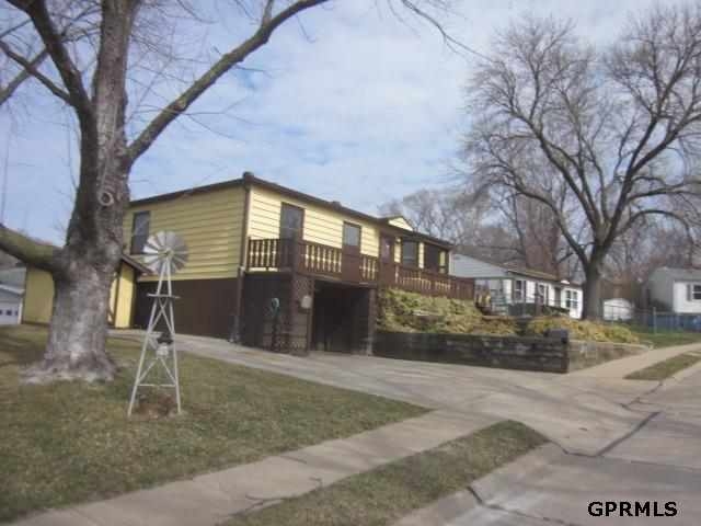 7338 Ira Ct, La Vista, NE 68128