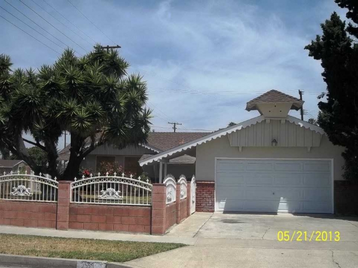 2559 W Harriet Ln, Anaheim, CA 92804