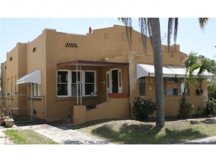 4260 1st Ave S, Saint Petersburg, FL 33711