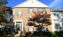 12116 Green Leaf Ct Apt 202 Fairfax, VA 22033