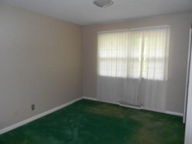 180 Babbland Dr, Paducah, KY 42003