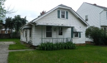 3323 Heresford Dr Cleveland, OH 44134