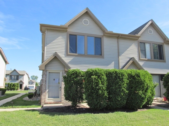 50430 Bay Run S #28, New Baltimore, MI 48047