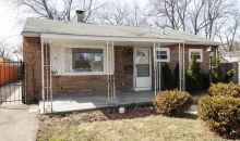 1006 New York St Waukegan, IL 60085