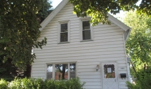 1540 W Pleasant St Davenport, IA 52804