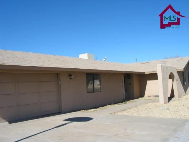 648 Shadow Valley Dr, Las Cruces, NM 88007