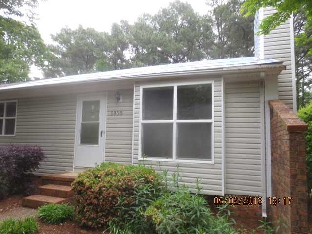 5930 Suncreek Ct, Raleigh, NC 27606