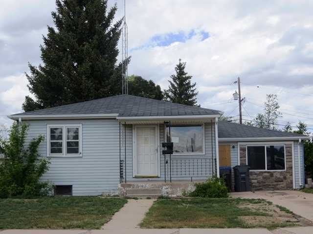 2524 E 15th St, Cheyenne, WY 82001