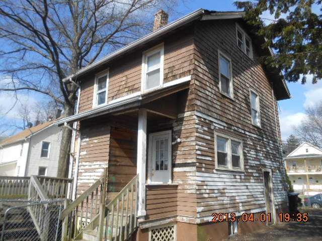 1633 W 3rd St, Plainfield, NJ 07063