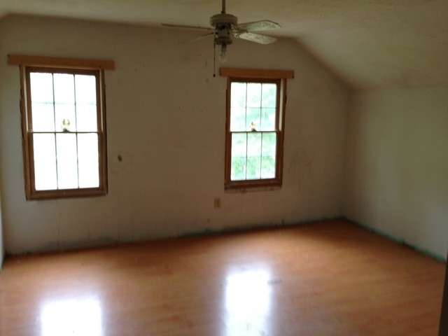 4246 N Countyline Rd, Geneva, OH 44041
